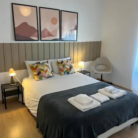 Alvalade Ii Airport Pensión 3*