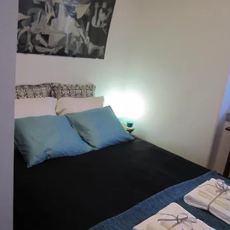 Alvalade Ii Airport Pensjonat Lizbona