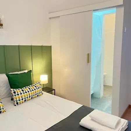 Pensjonat Alvalade Ii Airport