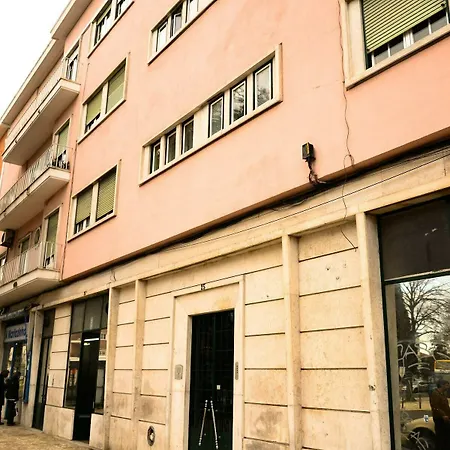 Alvalade Ii Maison d'hôtes
