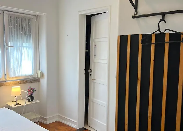 Alvalade Ii Airport Lissabon