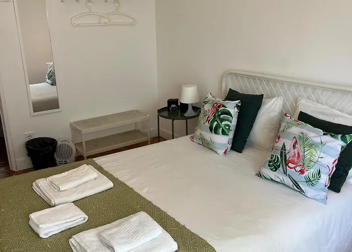 Alvalade Ii Airport Gasthuis 3*