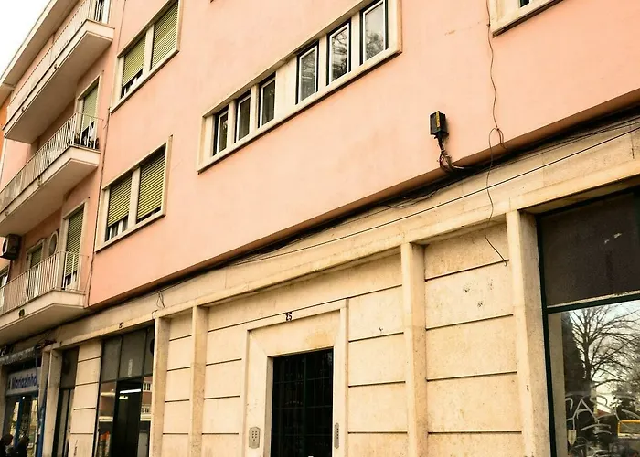 Alvalade Ii Airport Gasthuis