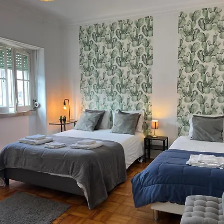 Alvalade Ii Airport Gasthof 3*